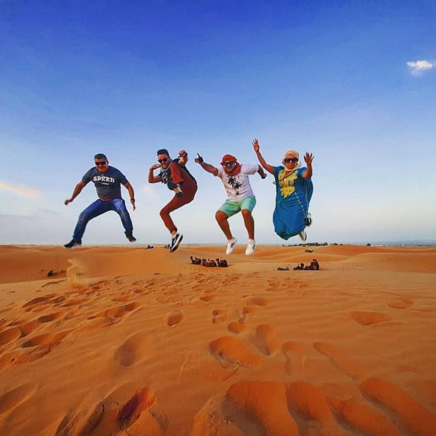 Desert Lover'S Luxury Camp Мерцуга Екстериор снимка